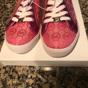 Girl’s Michael Kors sneakers